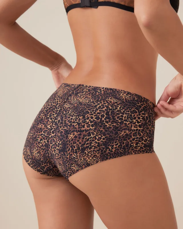 Invisibles Smooth Shortie sold by Léays