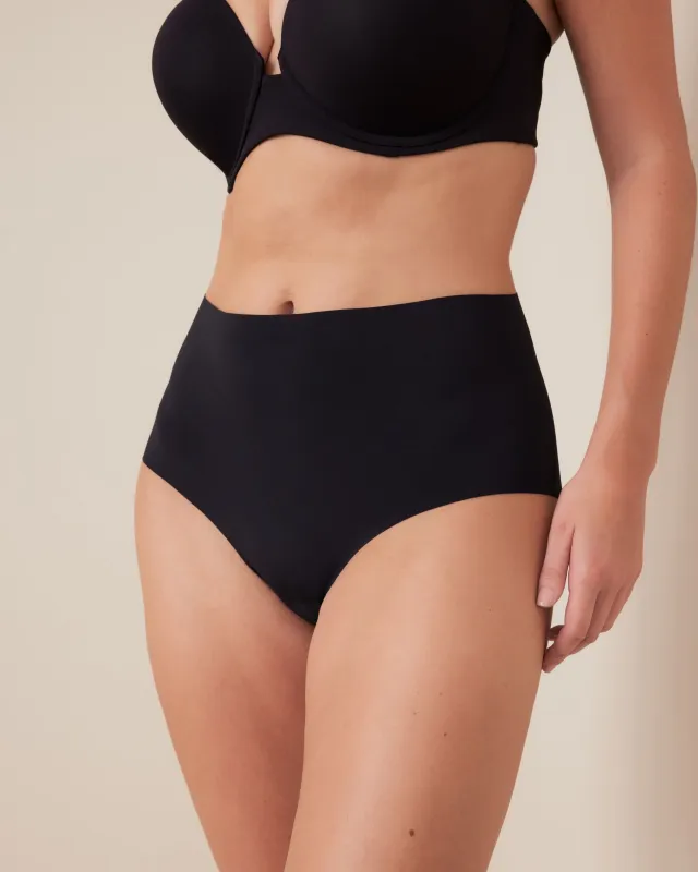Invisibles Smooth High Waist sold by Léays