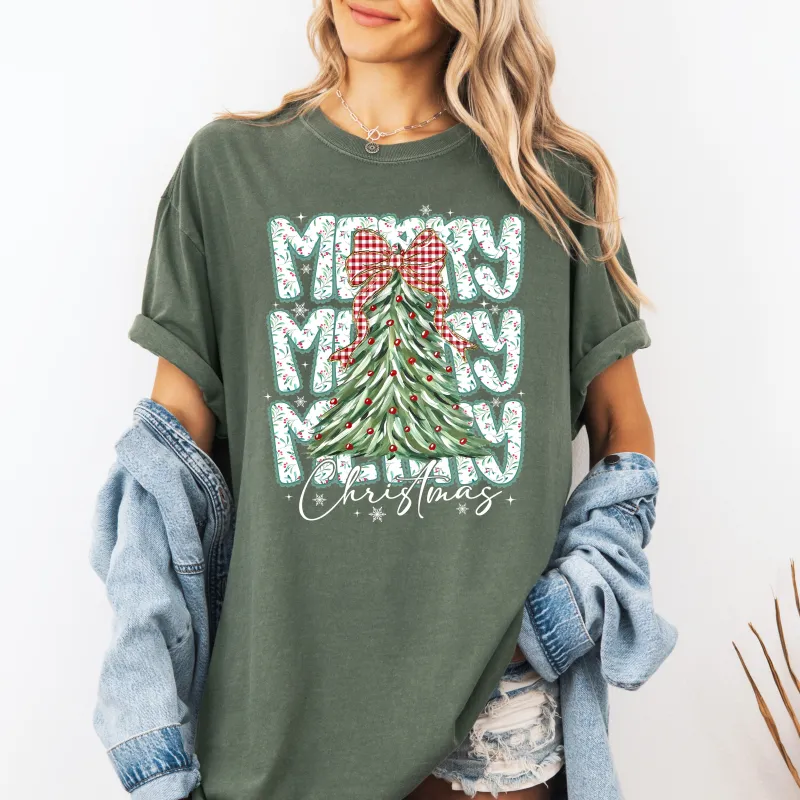 Merry Christmas, Beautiful Tree, Classic Christmas, Santa, Gingham Bow, Comfort Colors T-Shirt sold by Refinery Number One