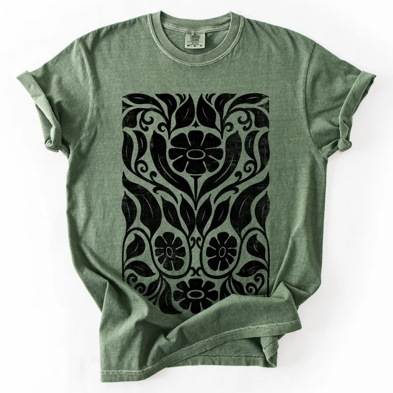 Big Bloom Daisy Flower, Vintage Boho, Nature, Comfort Colors T-Shirt sold by Refinery Number One