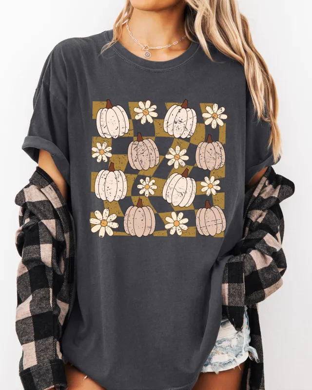 Checkered Pumpkins, Daisies, Flowers, Cute, Retro, Hippie, Positivity, Halloween, Autumn, Fall Shirt Comfort Colors T-Shirt sold by Refinery Number One