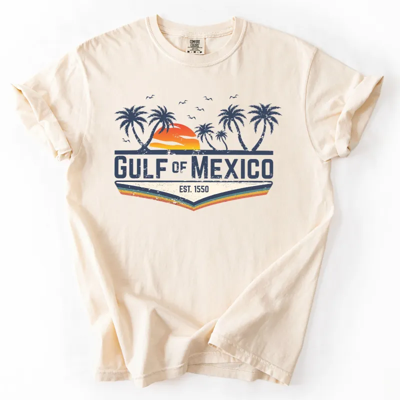 Retro Gulf Of Mexico, Vintage, Established 1550, Birds, Beach, Palm Trees Tshirt Comfort Colors T-Shirt sold by Refinery Number One