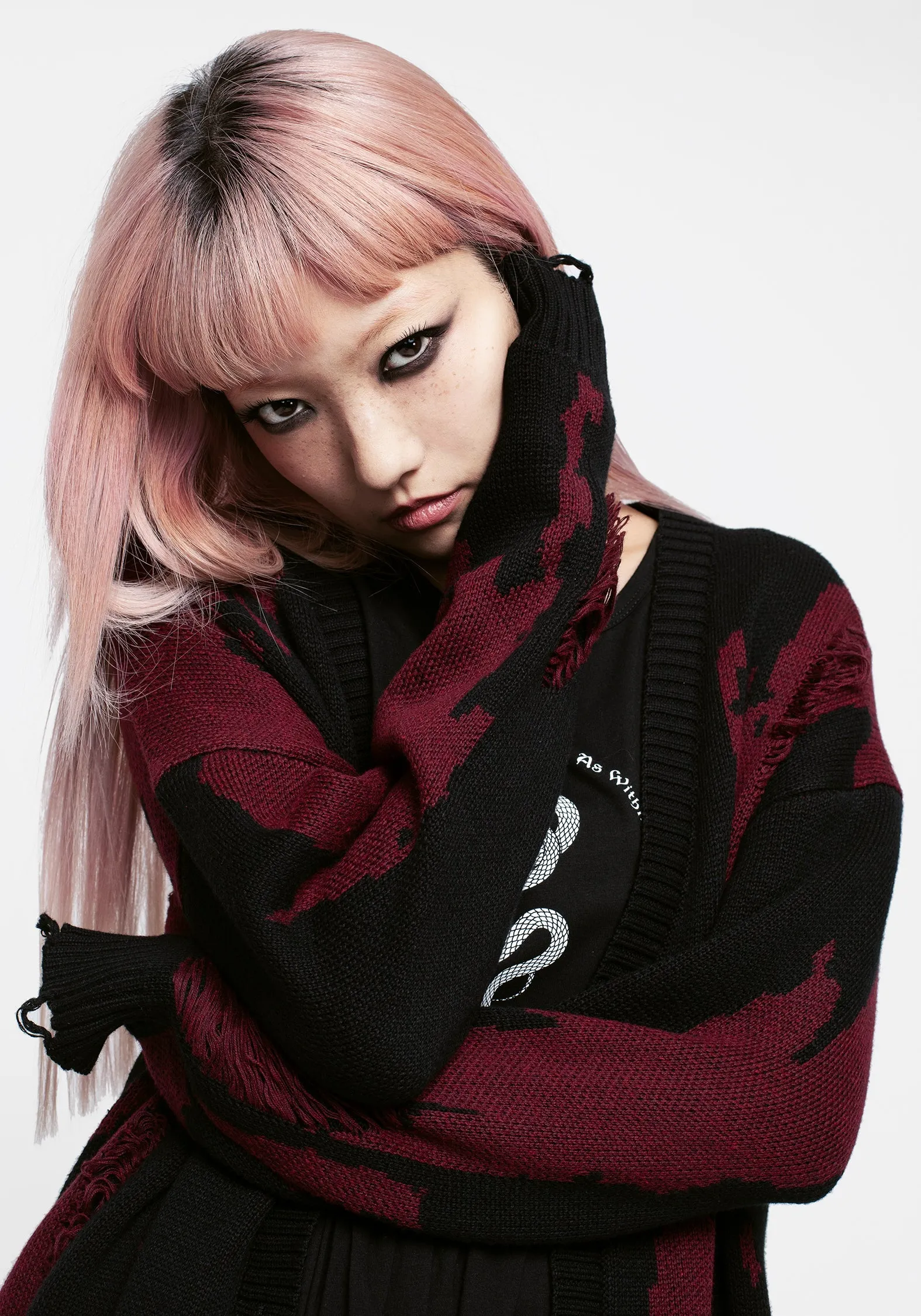 Snag Distressed Oversized Cardigan sold by Disturbia product image thumbnail 4