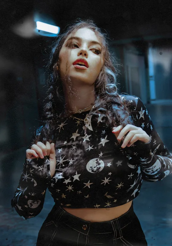 ALLNIGHTER VELVET CROP TOP sold by Disturbia