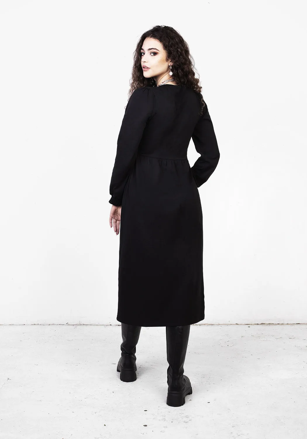 DOLLSOME BUTTON DOWN JERSEY MIDI DRESS sold by Disturbia product image thumbnail 3