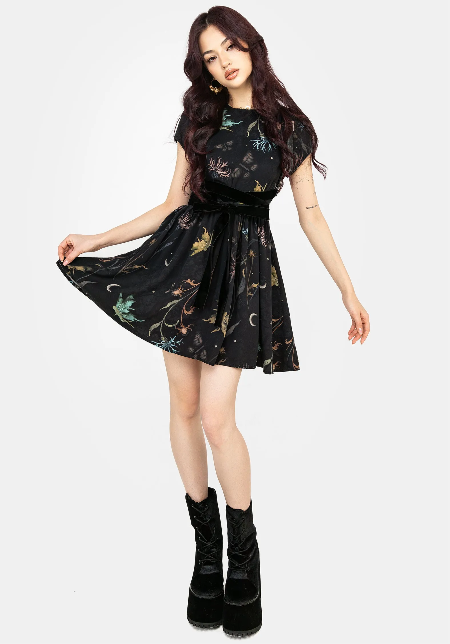 Rosanella Floral Print Mini Smock Dress sold by Disturbia product image thumbnail 4