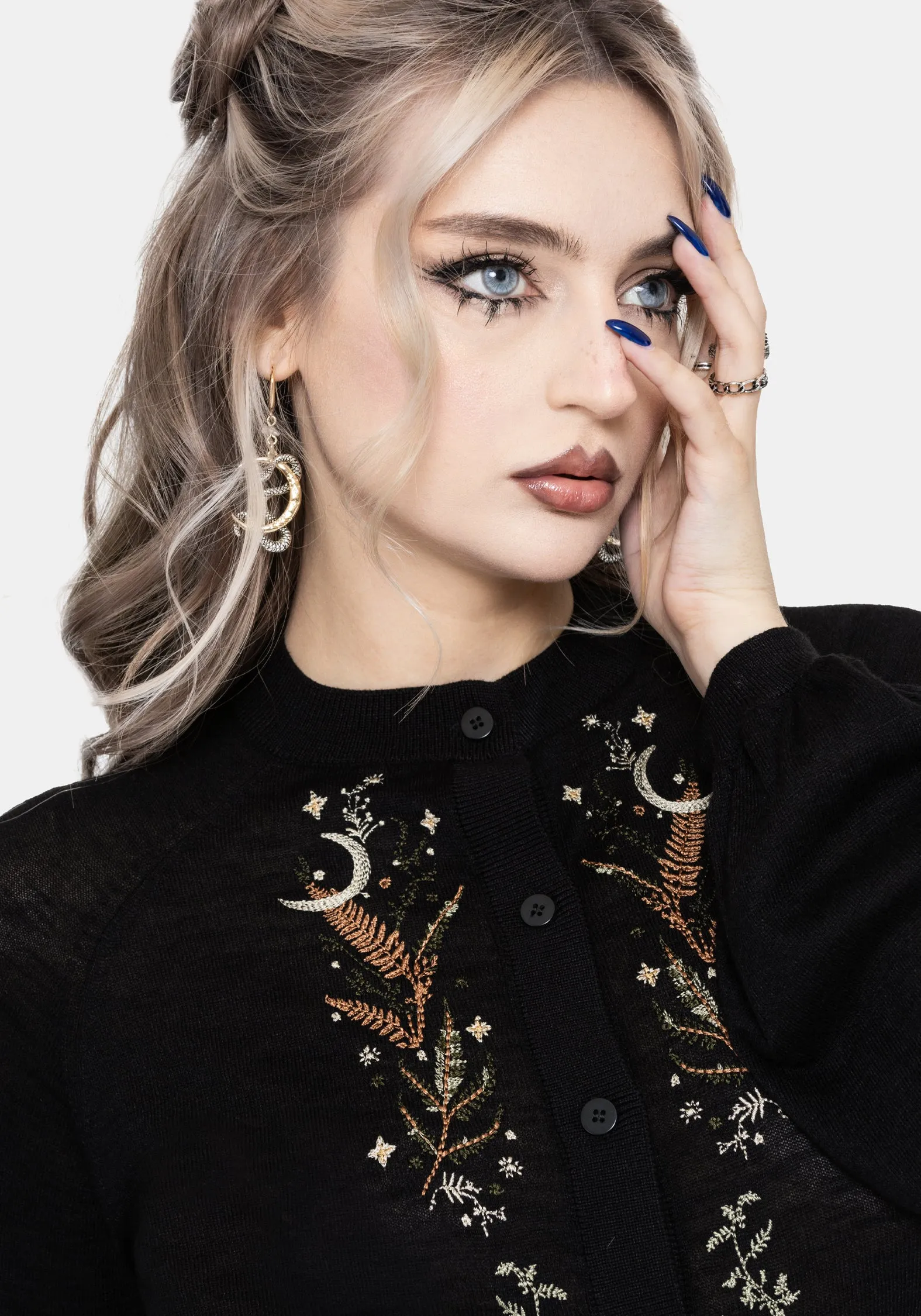 Abellona Lightweight Fine Embroidered Knit Cardigan sold by Disturbia product image thumbnail 2