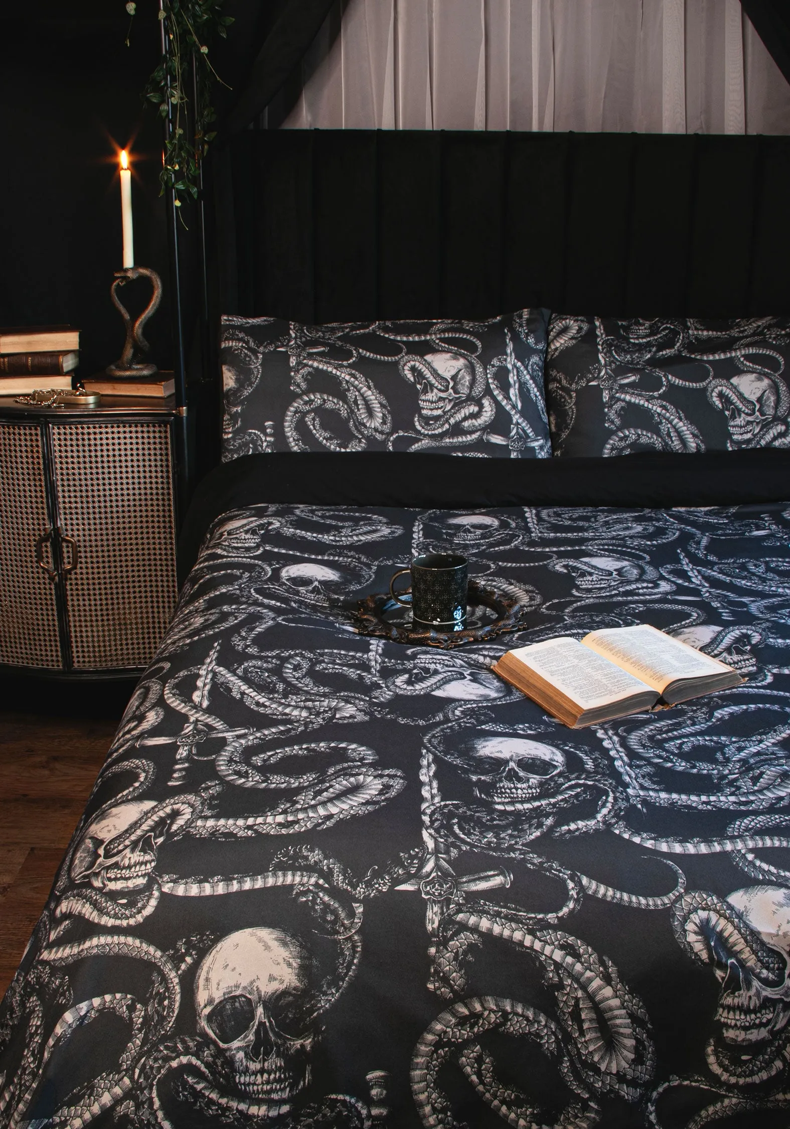 Ophion Bedding Set - UK King sold by Disturbia