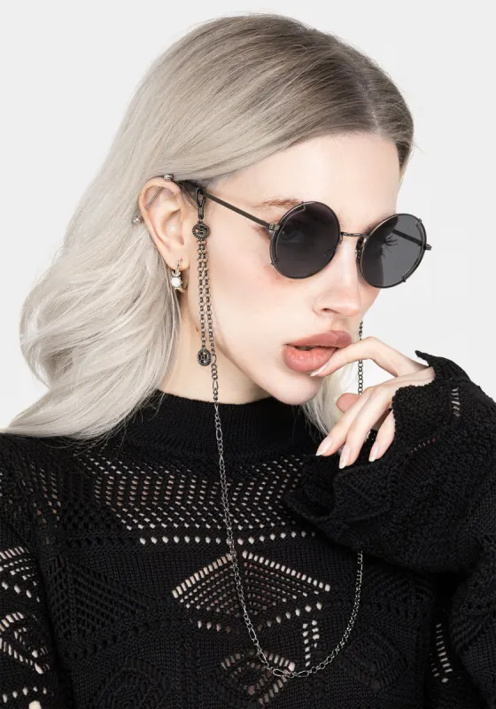 Emilie Round Sunglasses with Chain made by Disturbia