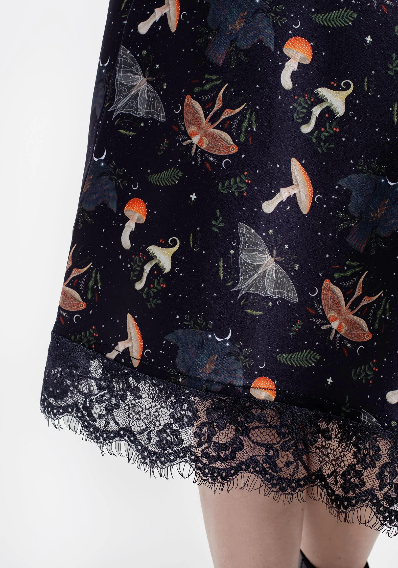 Medeina Print Lace Trim Satin Midi Skirt sold by Disturbia product image thumbnail 2