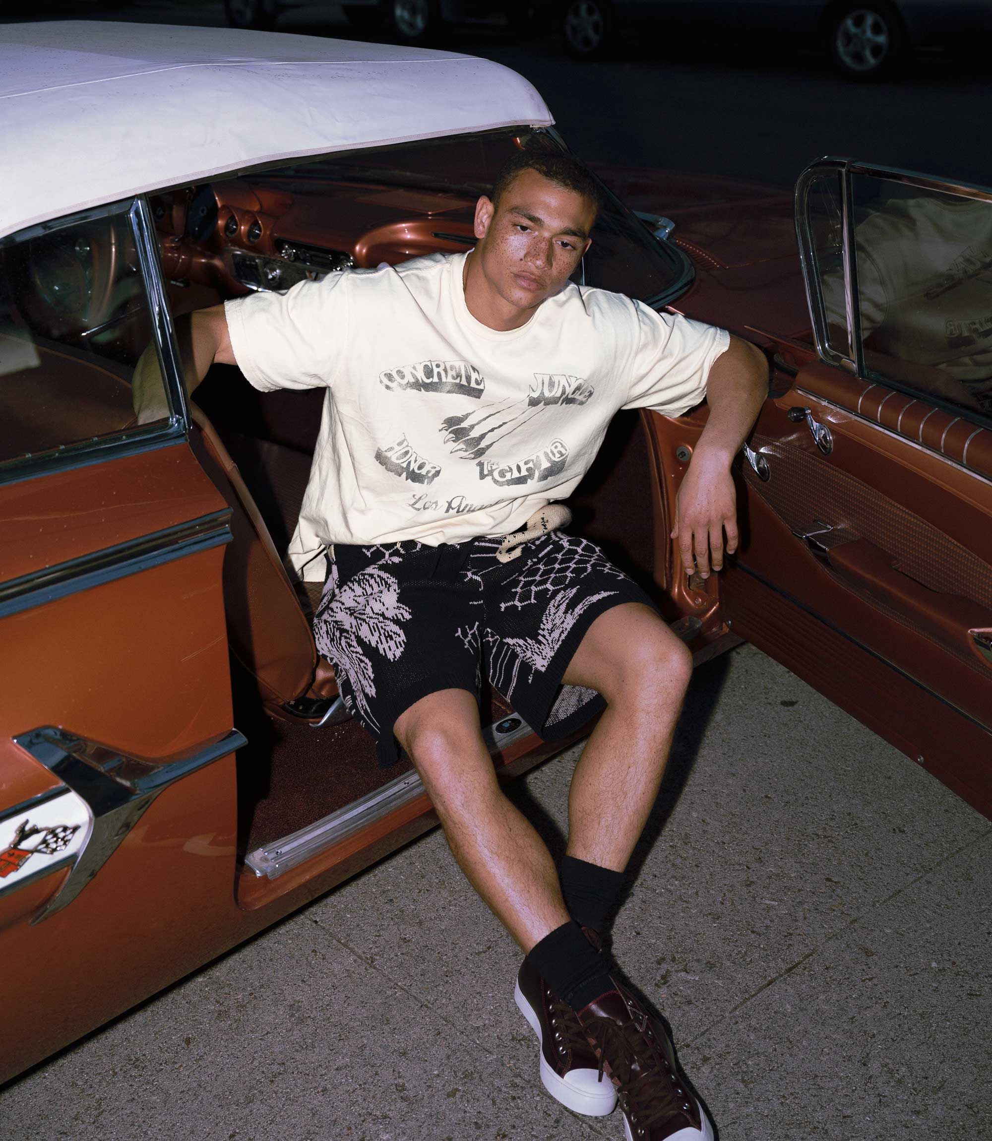 Concrete Jungle T-Shirt - Black sold by Honor the Gift product image thumbnail 7