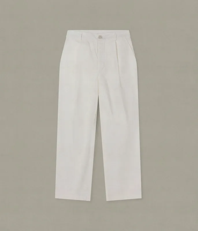 Typewriter Pant, White sold by XENIA TELUNTS