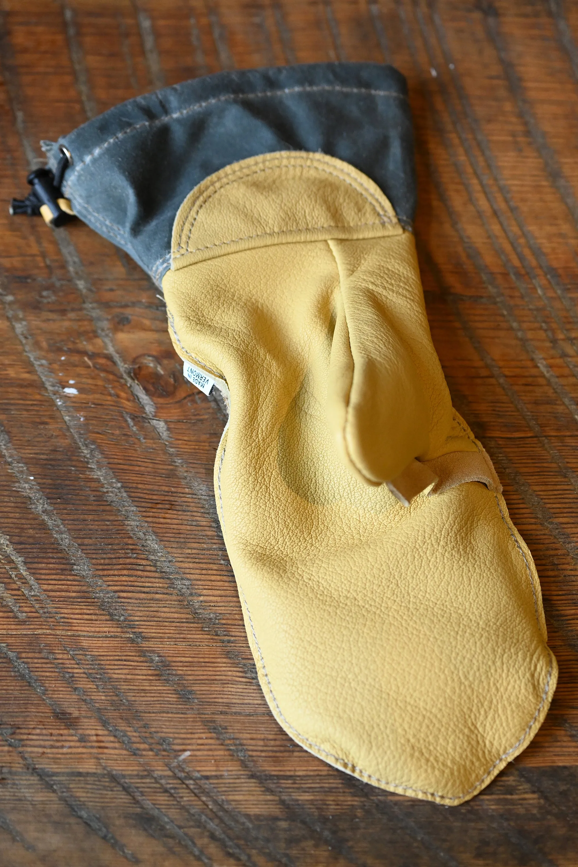 The Jefflo Mitt sold by Ship John product image thumbnail 2