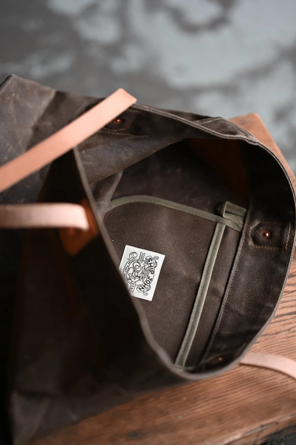 Dolly XL Tote Bag sold by Ship John product image thumbnail 4