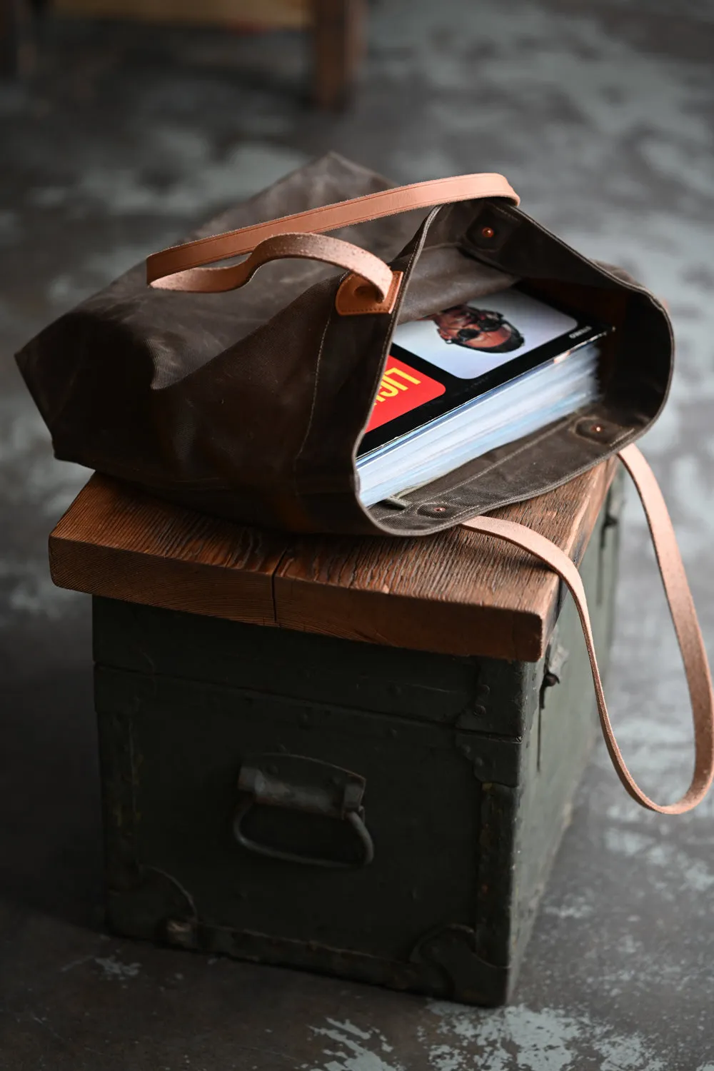 Dolly XL Tote Bag sold by Ship John product image thumbnail 2