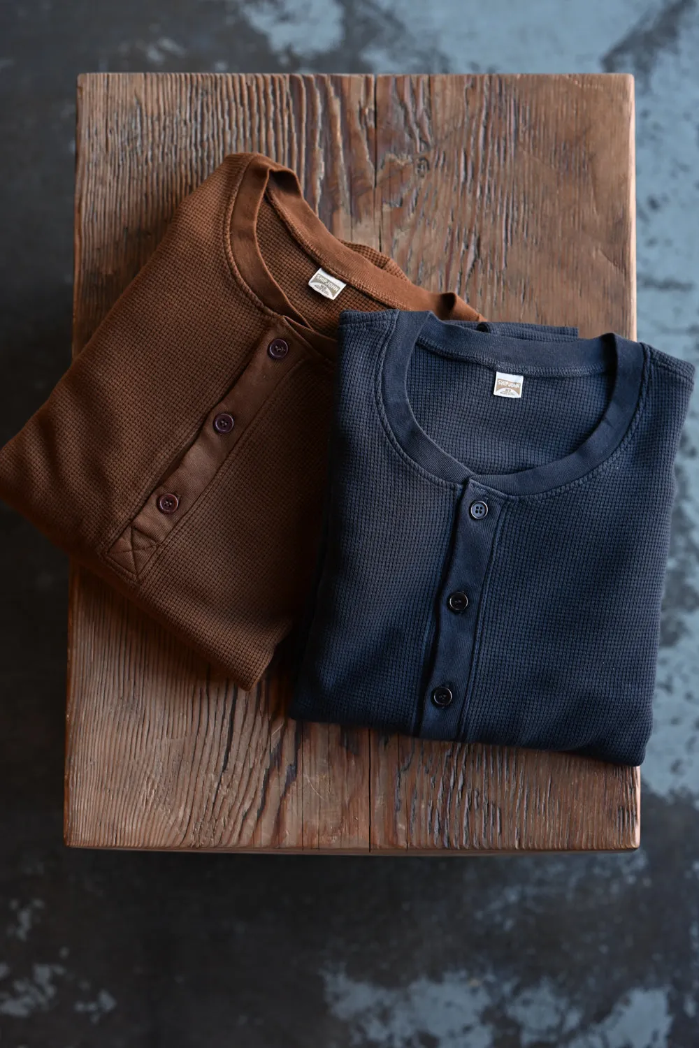 Levon Thermal Henley Mk3 sold by Ship John product image thumbnail 4