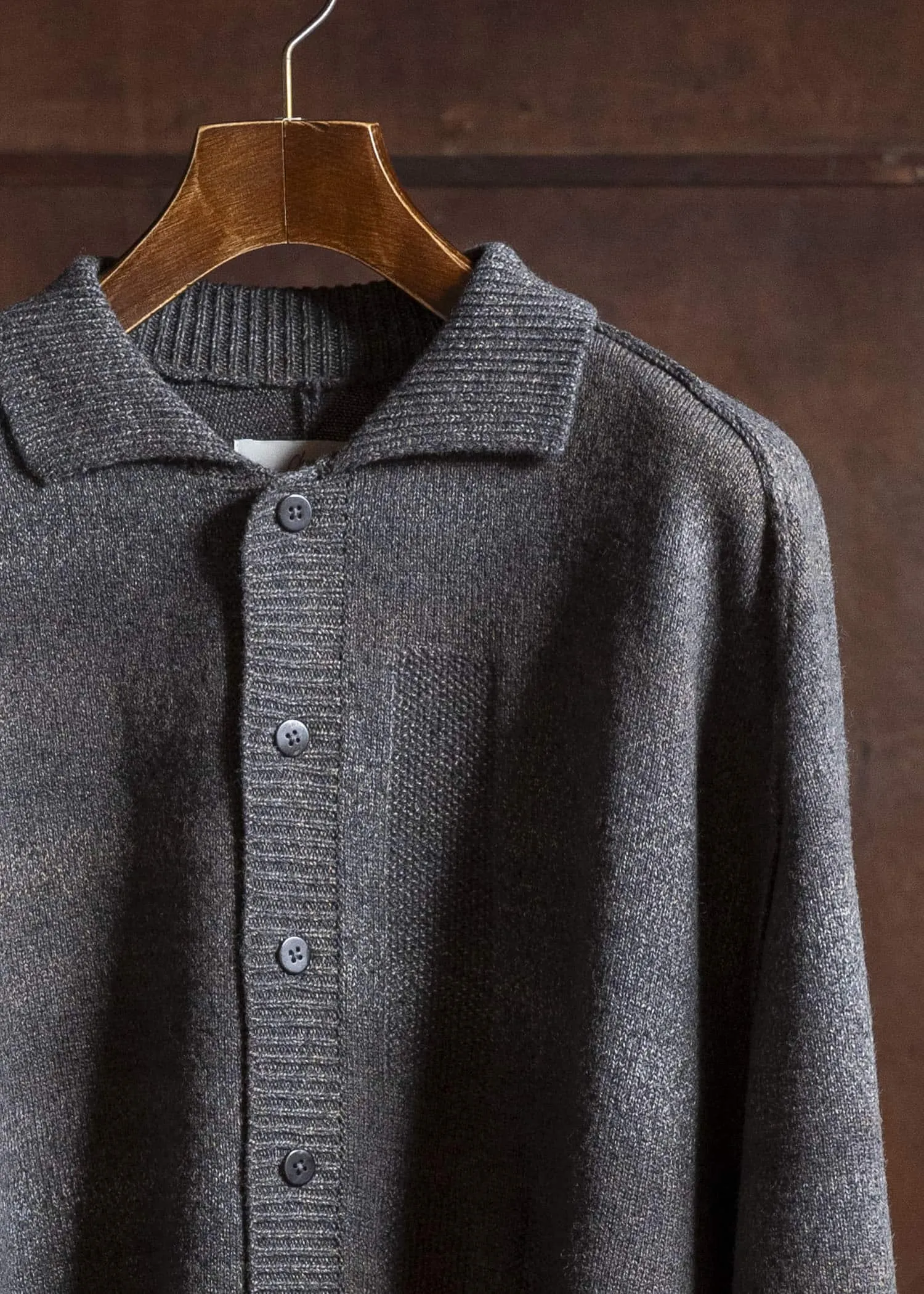 amachi. Gradation TOR Cardigan AY17K-4081 Gray Beige sold by Amachi product image thumbnail 3