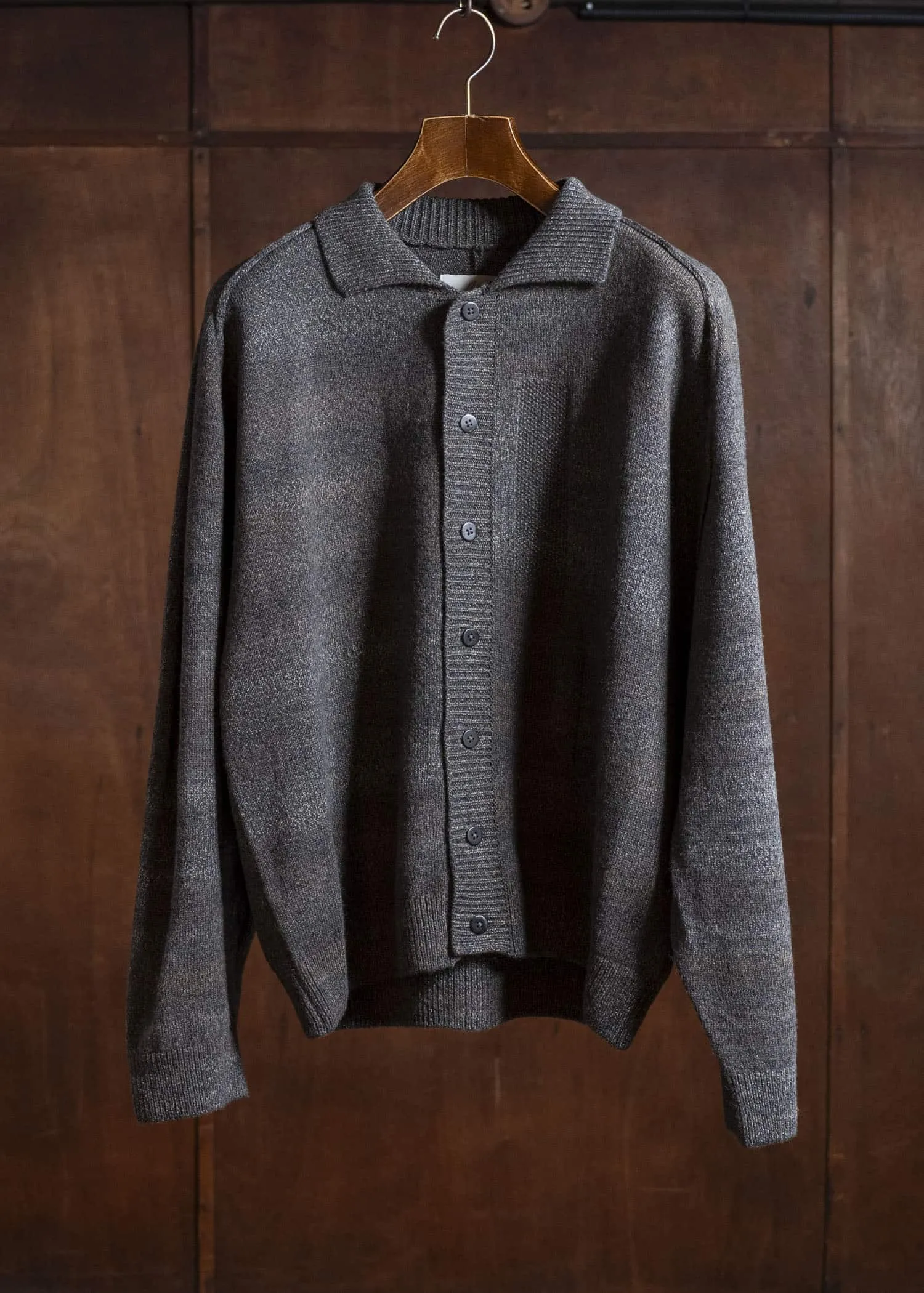 amachi. Gradation TOR Cardigan AY17K-4081 Gray Beige sold by Amachi