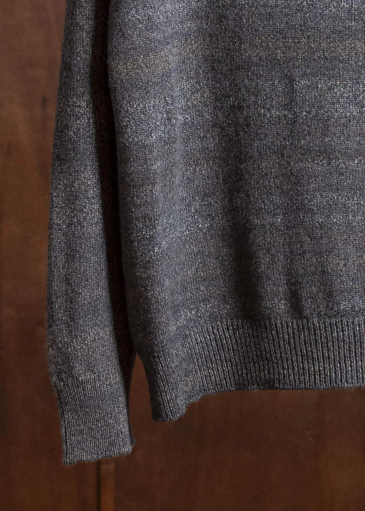 amachi. Gradation High Neck Knit AY17K-4077 Gray Beige sold by Amachi product image thumbnail 4