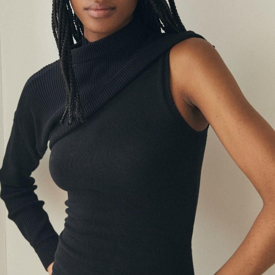 Creator Sweater Black sold by Alohas