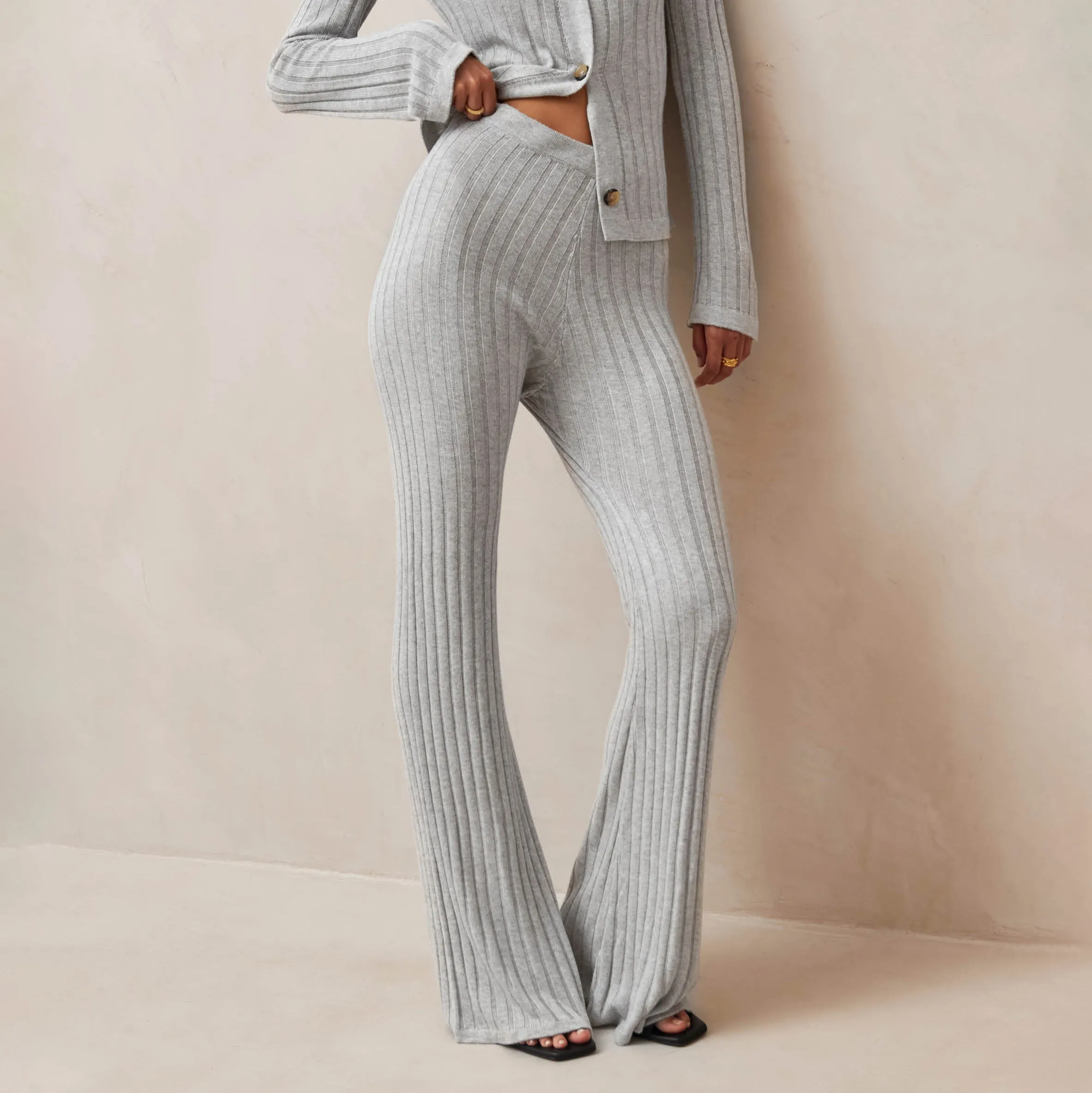 Flow Grey Tricot Pants sold by Alohas product image thumbnail 3