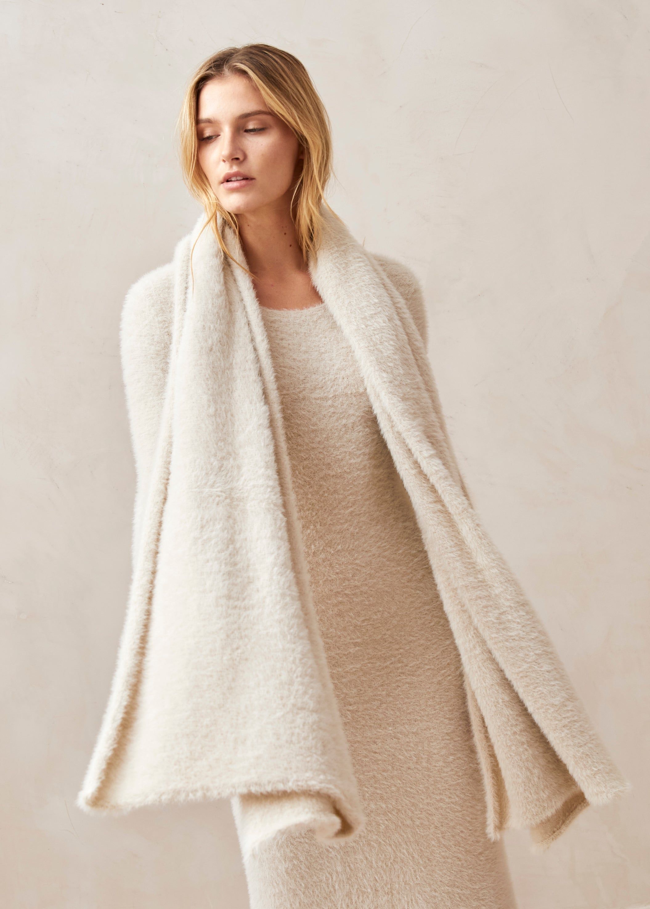 Suave Ecru Tricot sold by Alohas product image thumbnail 4