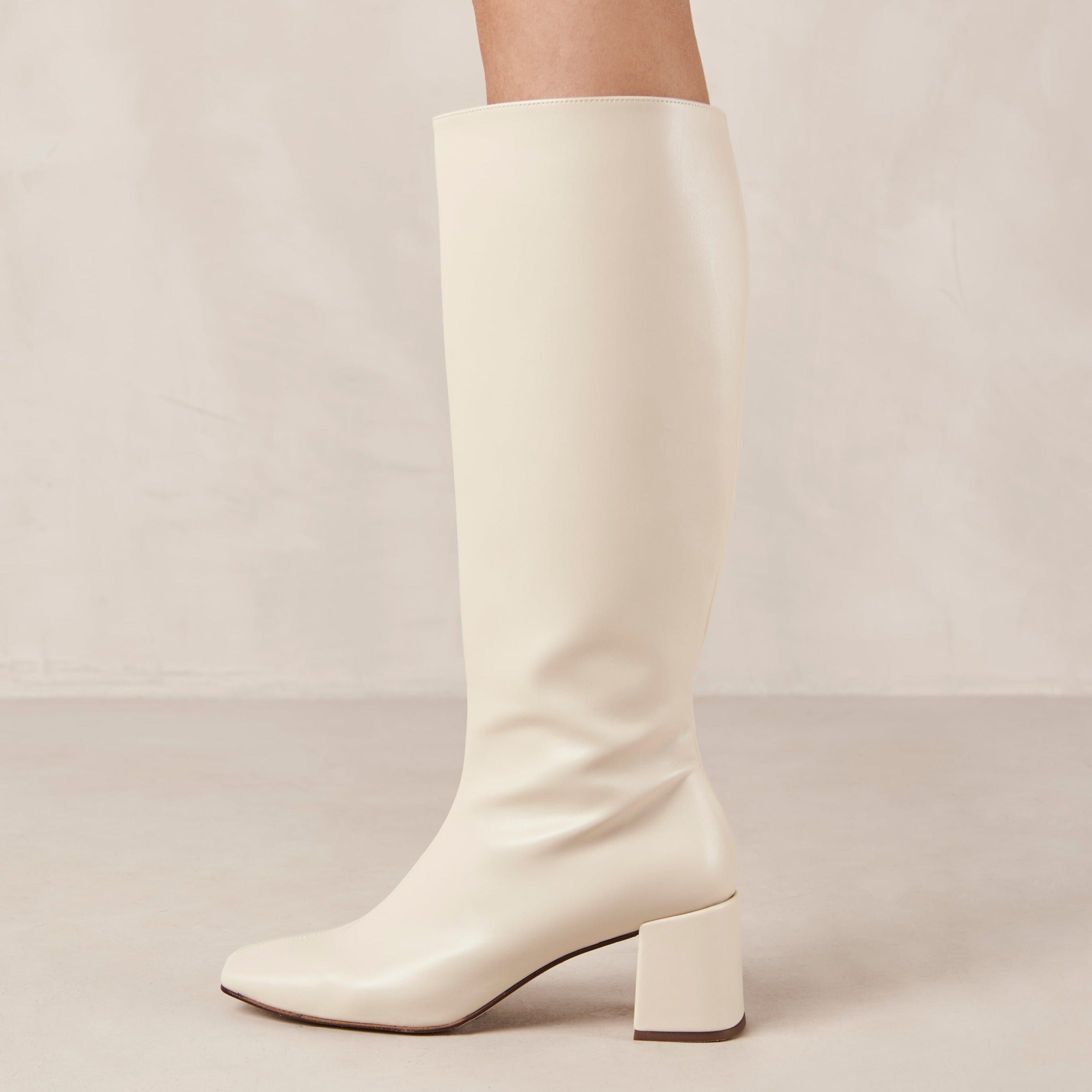 Chalk Warm White sold by Alohas product image thumbnail 3