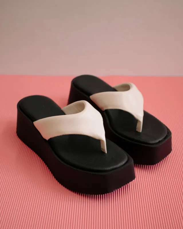 Pancake Warm White made by Alohas