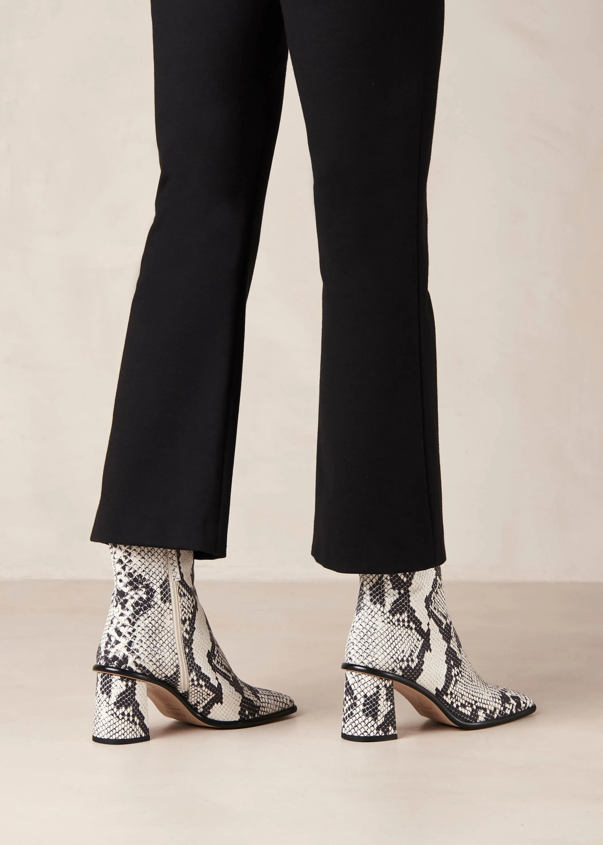 West Indo Grey Leather Ankle Boots sold by Alohas product image thumbnail 4