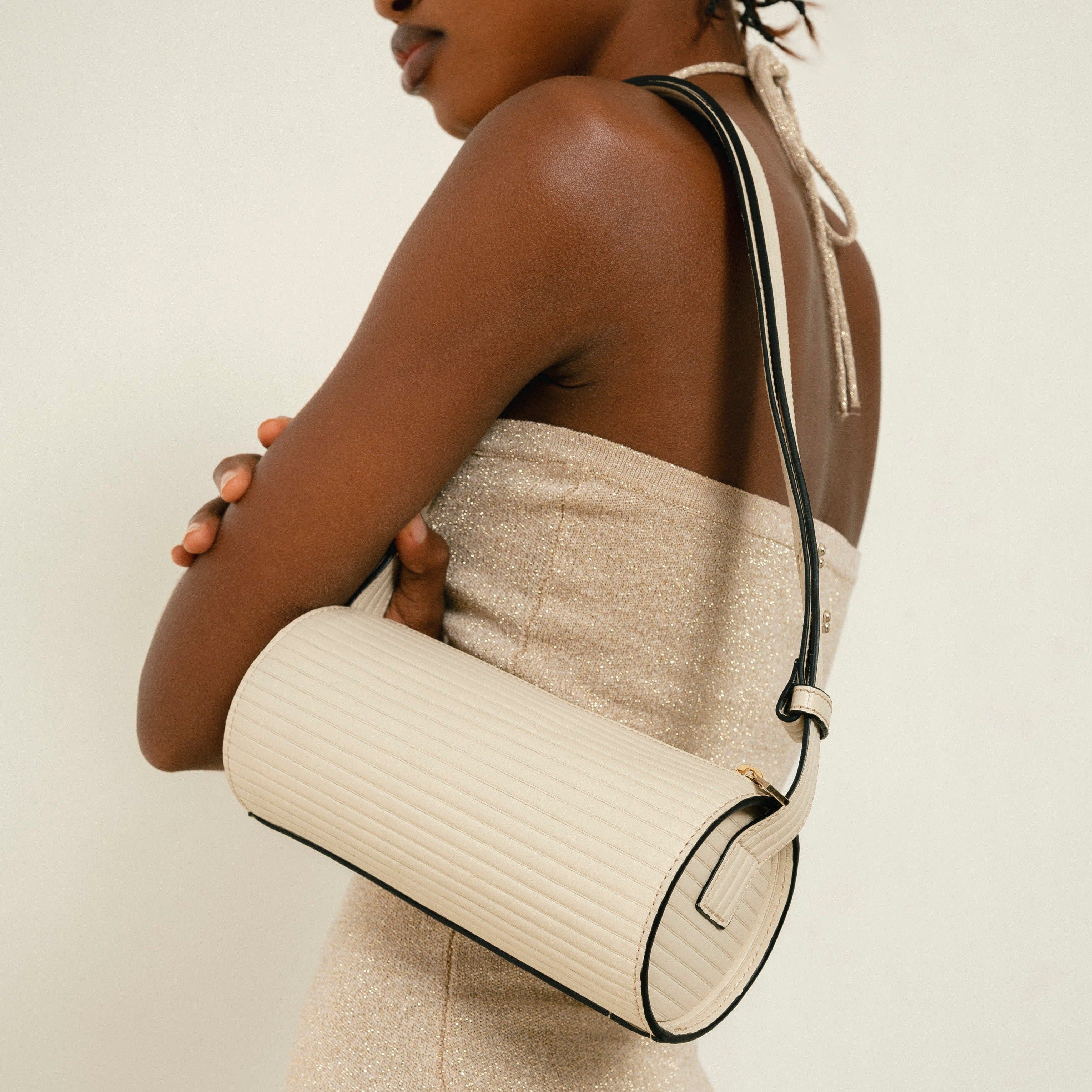 The I Pleated Cream Leather Shoulder Bag sold by Alohas product image thumbnail 3