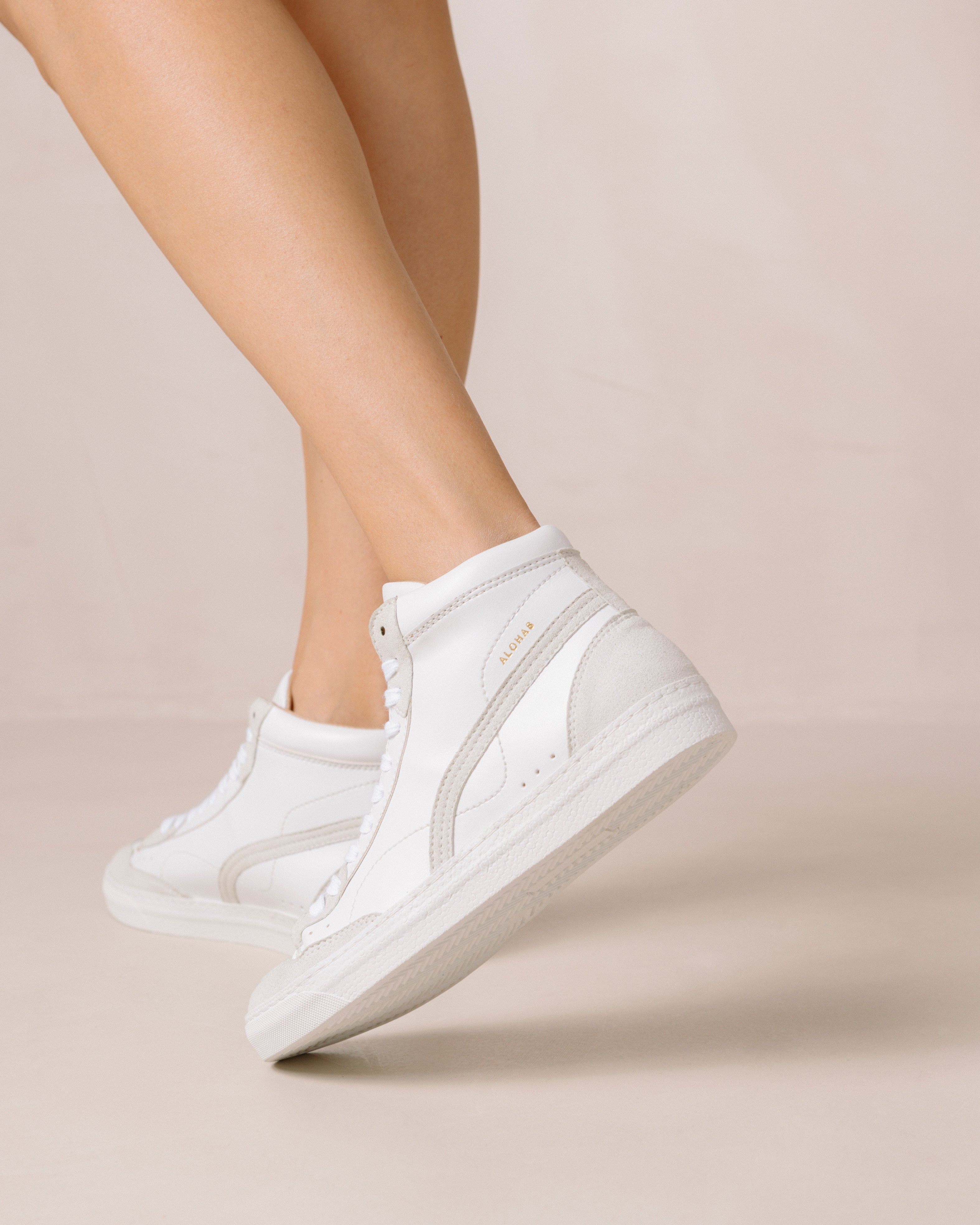 Tb.73 Apple Bright White sold by Alohas product image thumbnail 5