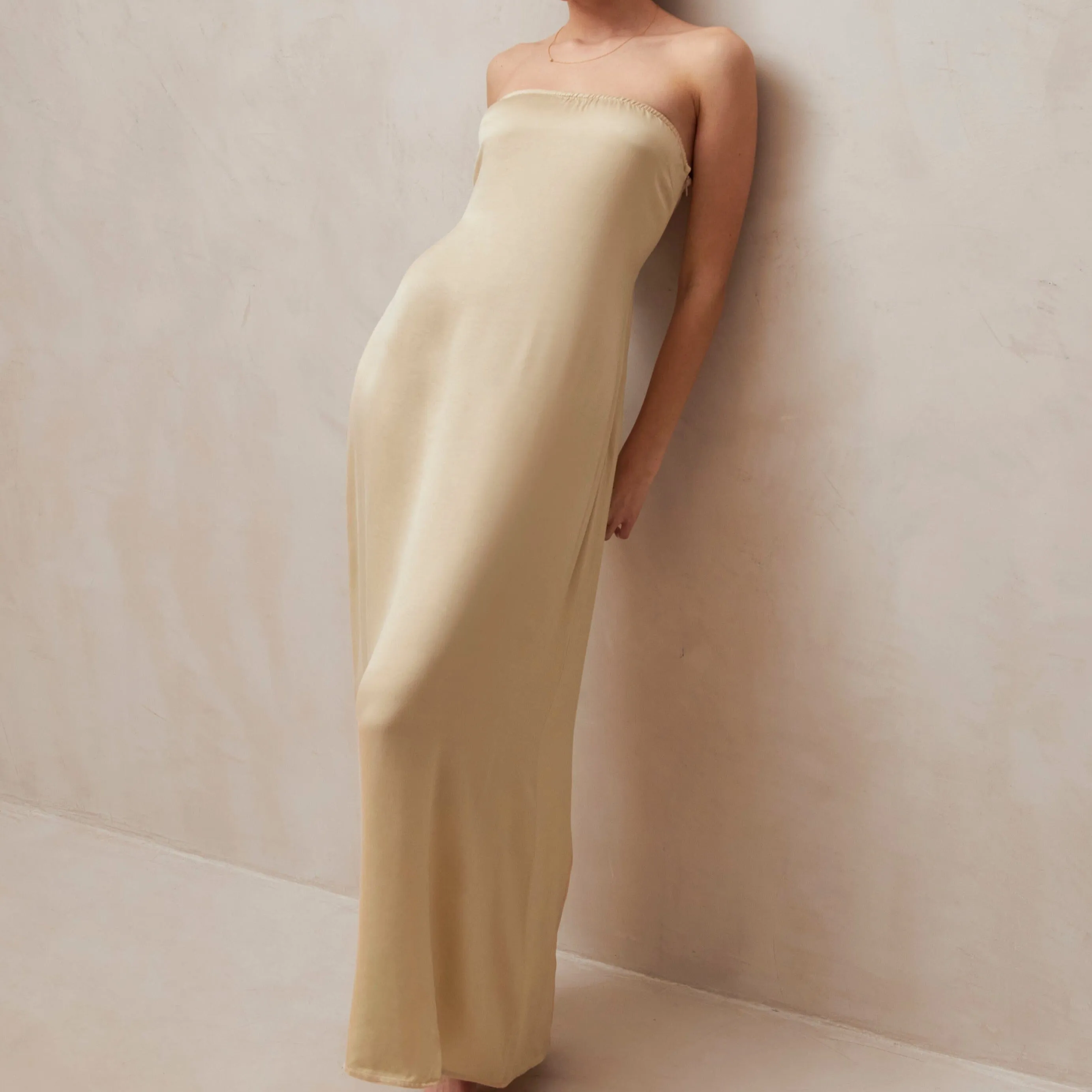 Ilia Cream Maxi Dress sold by Alohas product image thumbnail 2