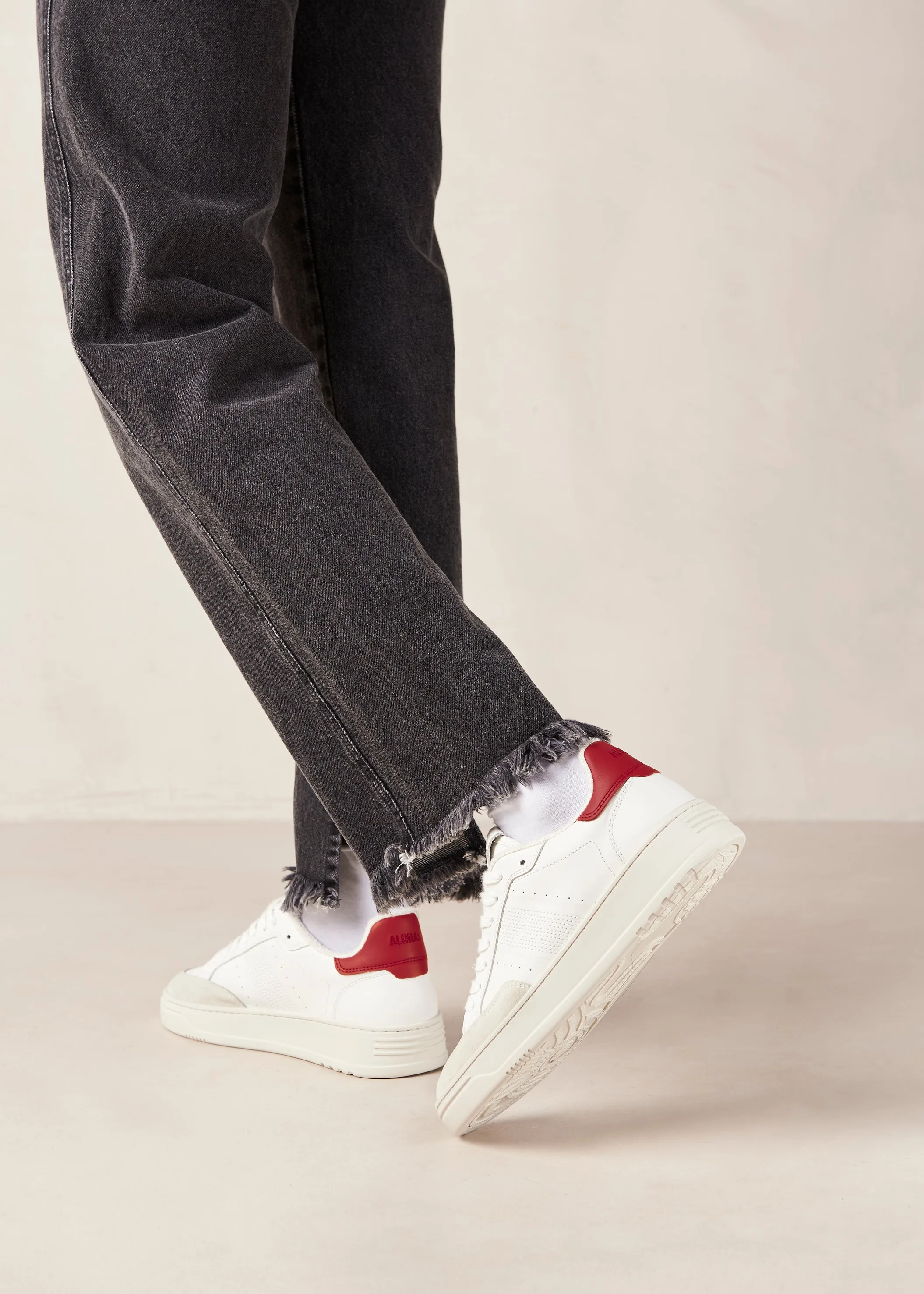 Tb.780 Red Leather Sneakers sold by Alohas product image thumbnail 5