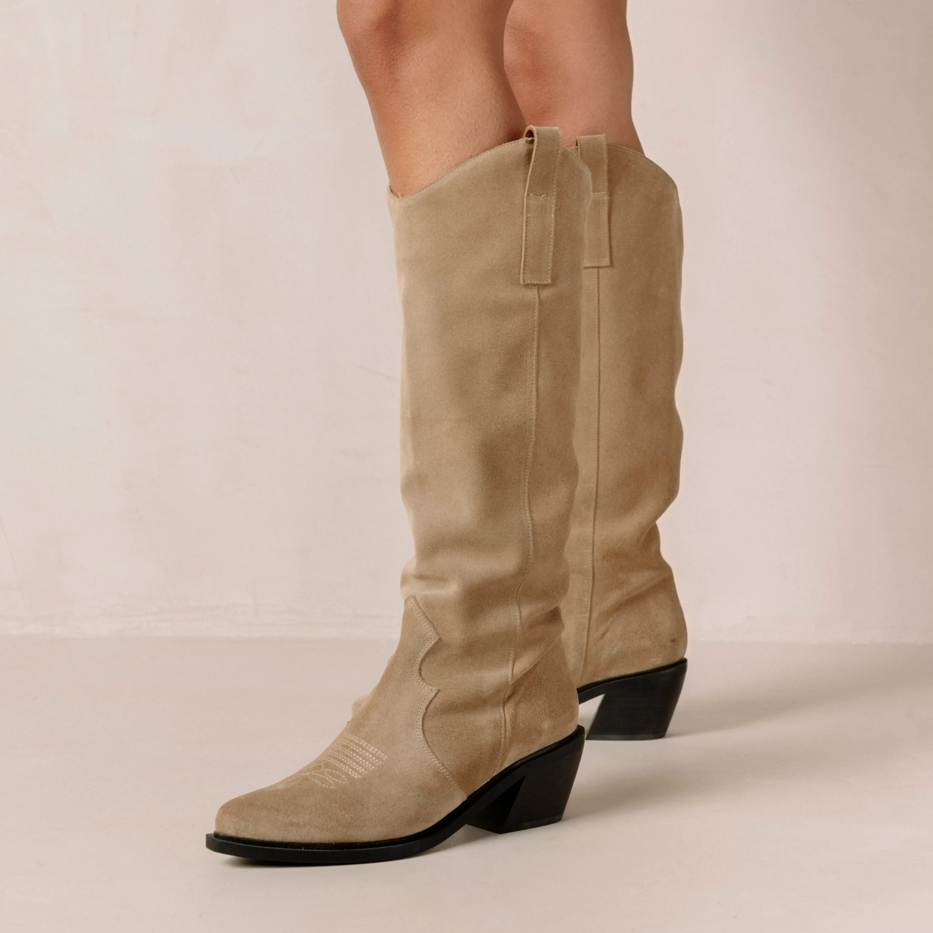 Mount Suede Desert Taupe sold by Alohas product image thumbnail 3