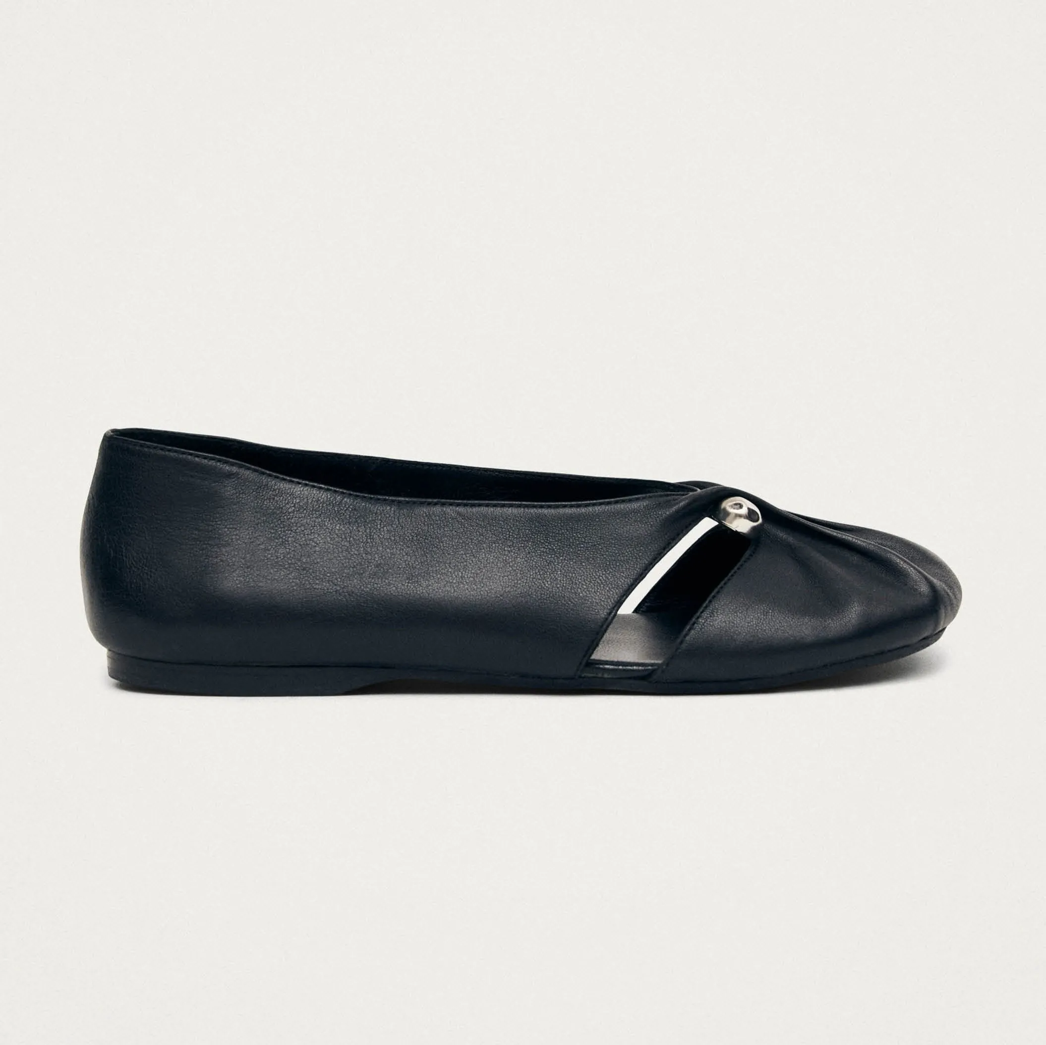 Ravena Black Leather Ballet Flats sold by Alohas product image thumbnail 3