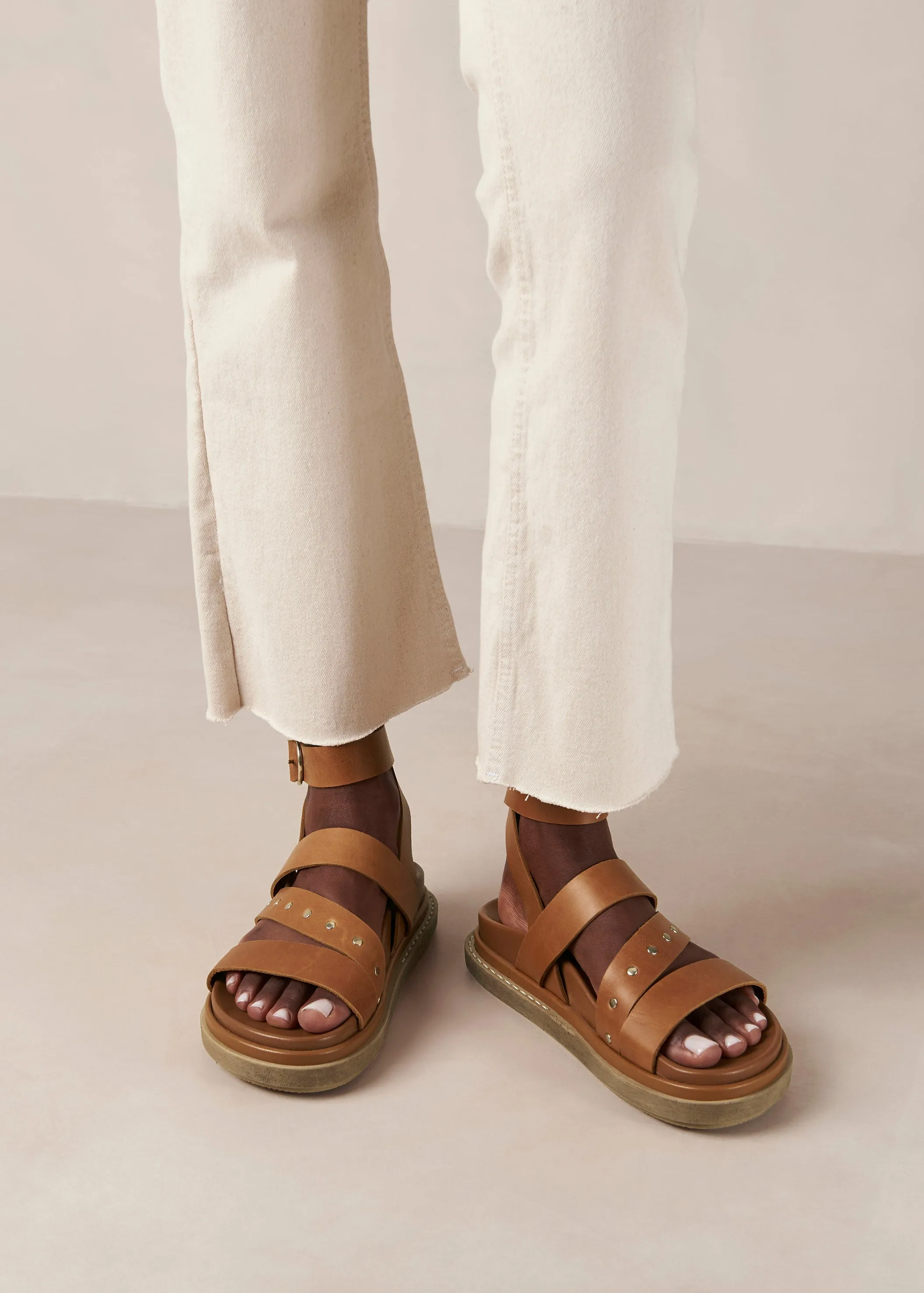 Beat Tan sold by Alohas