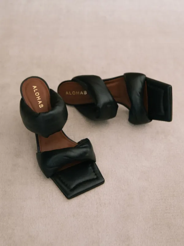 Twist Strap Black sold by Alohas
