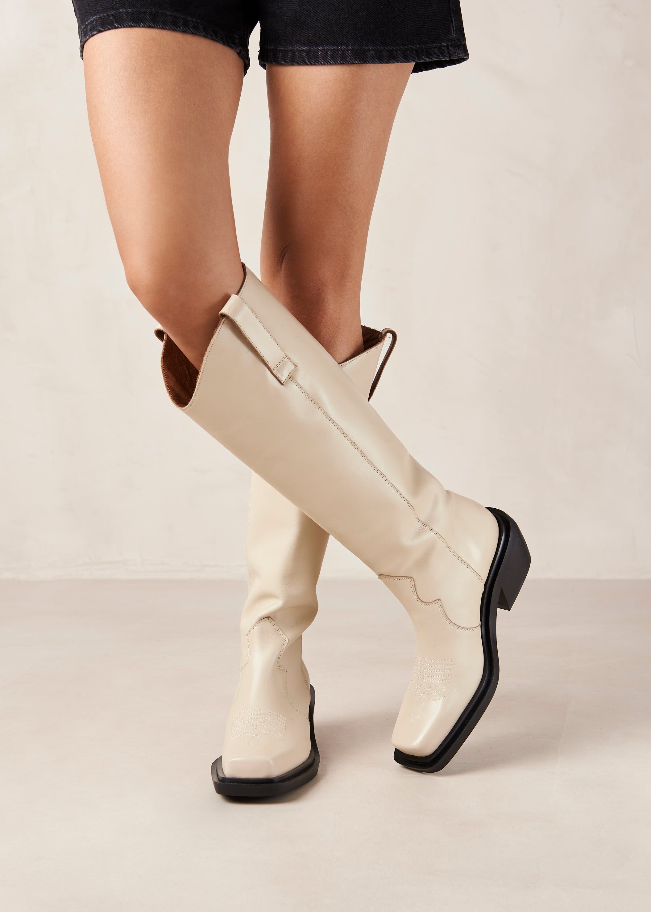 Cattle Cream Leather Boots sold by Alohas product image thumbnail 4