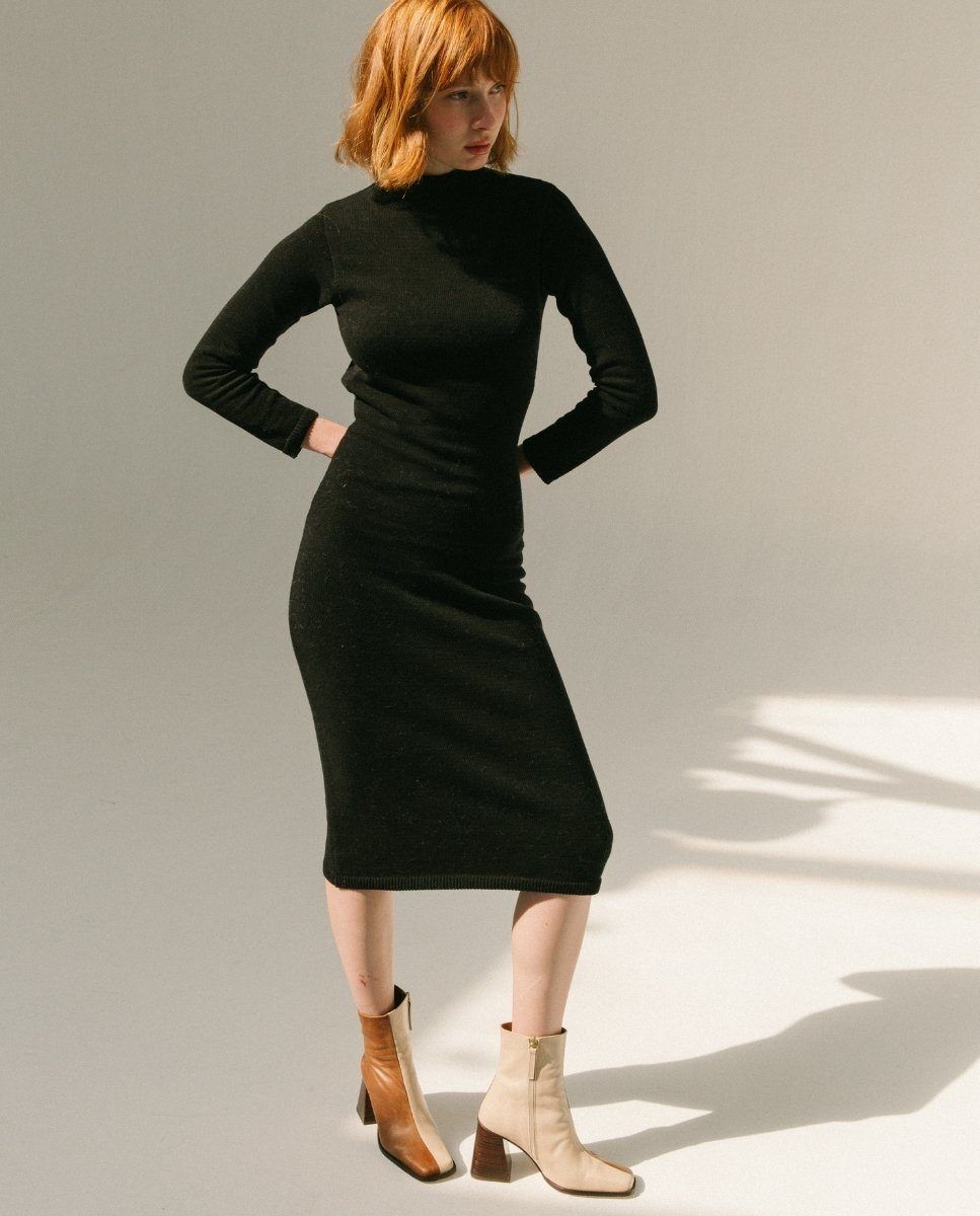 Conquest Dress Black sold by Alohas product image thumbnail 5