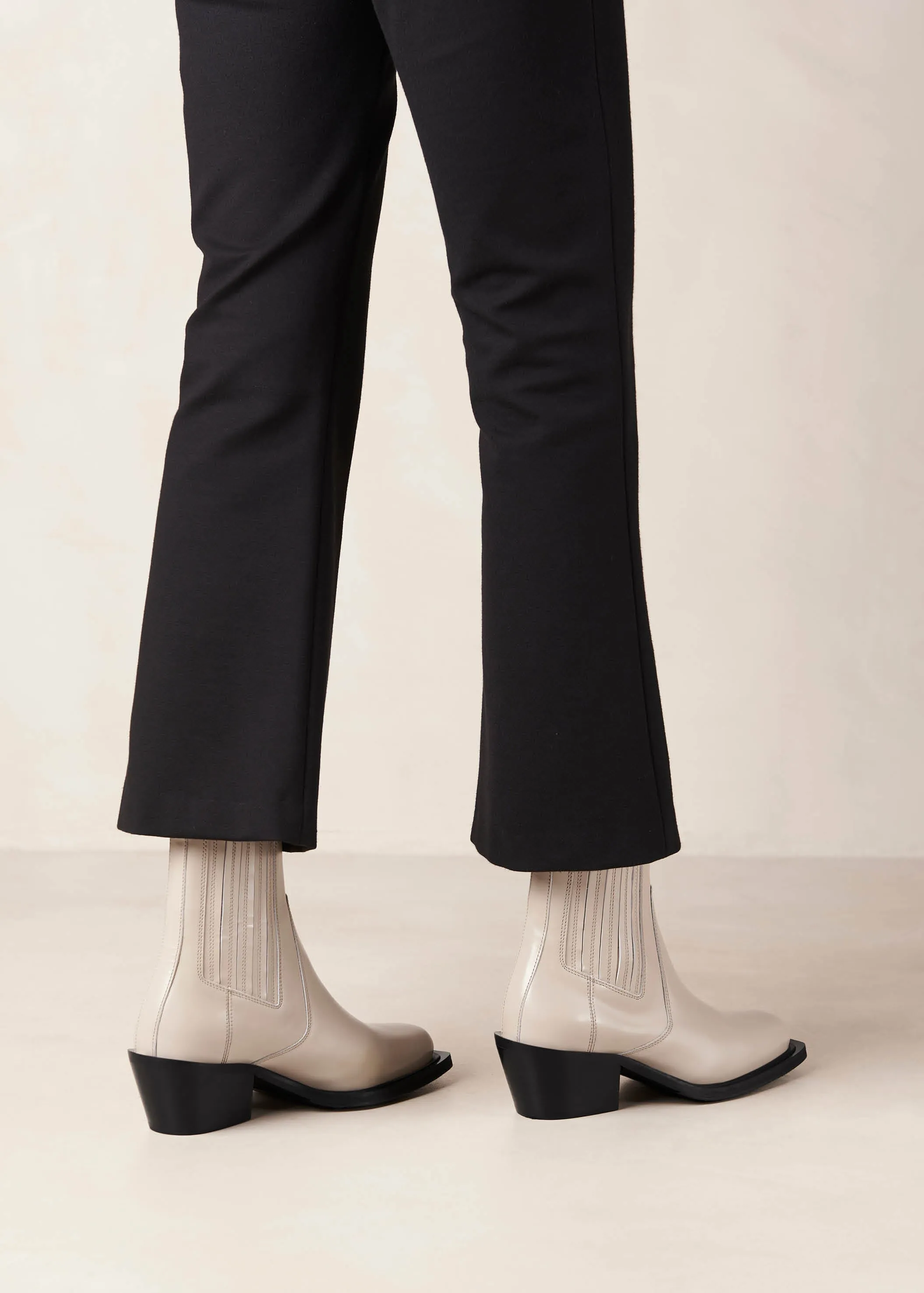 Denver Cream Leather Ankle Boots sold by Alohas product image thumbnail 5