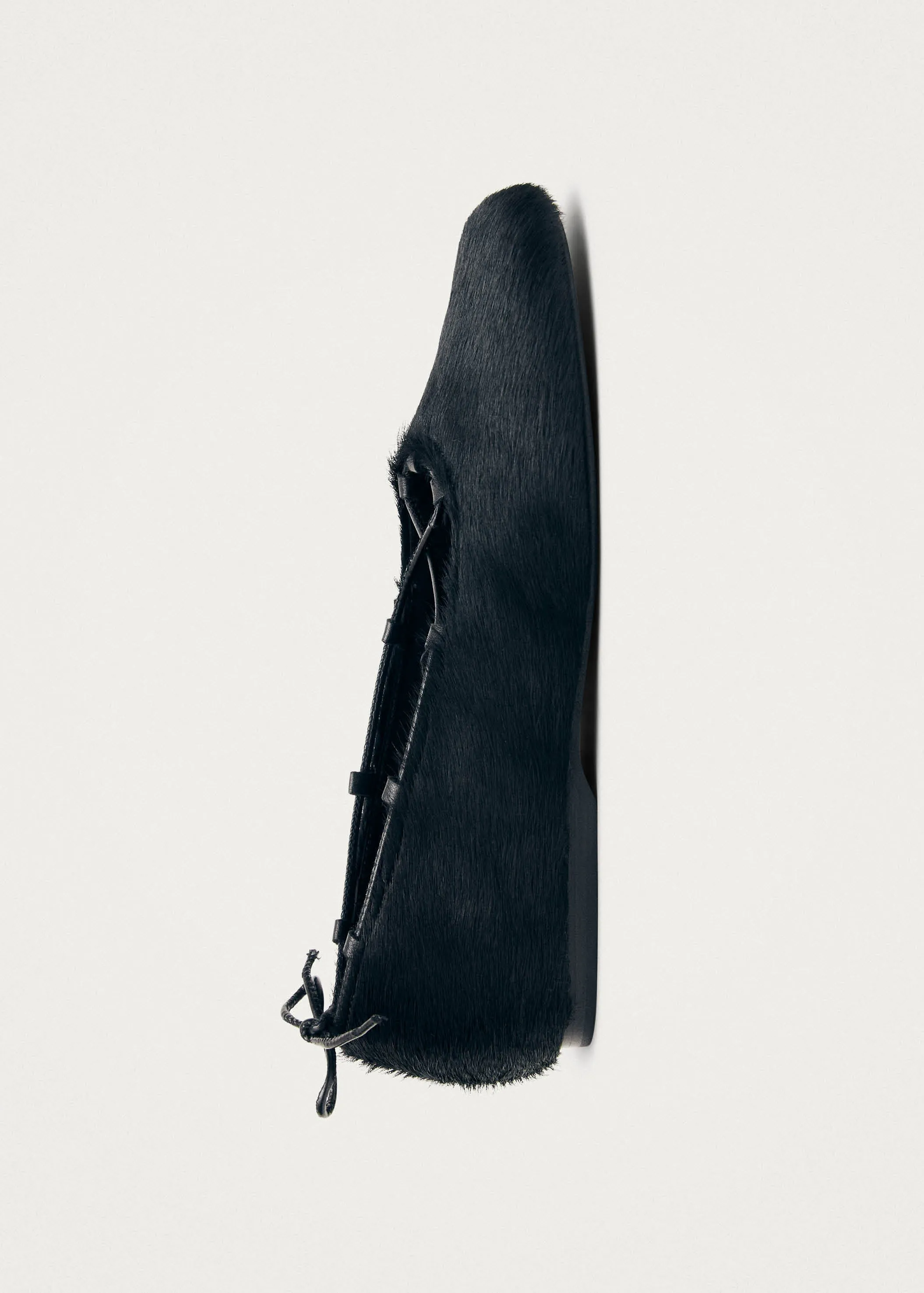 Hollis Soft Black Leather Ballet Flats sold by Alohas product image thumbnail 5