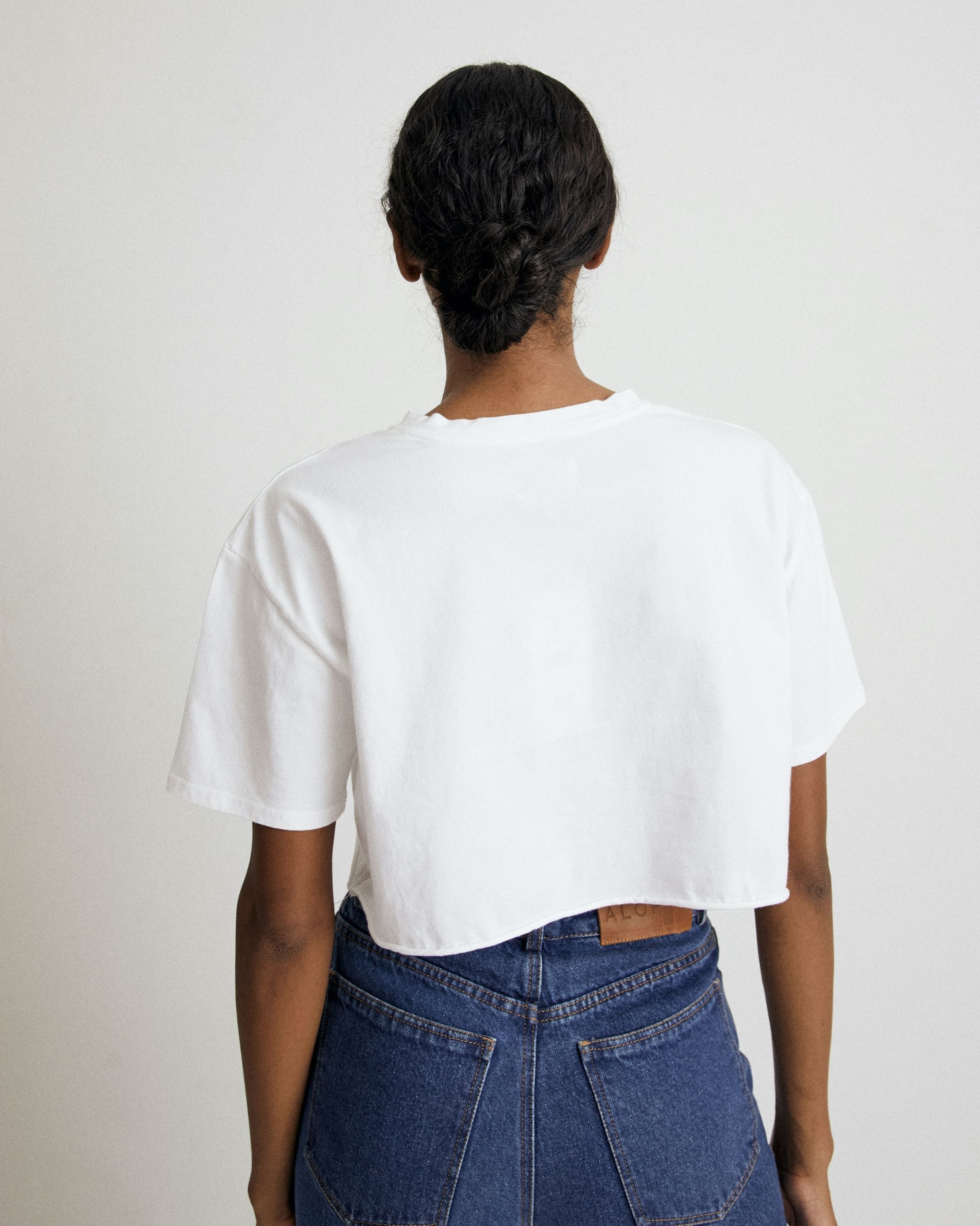 Fly Top Bright White sold by Alohas product image thumbnail 2