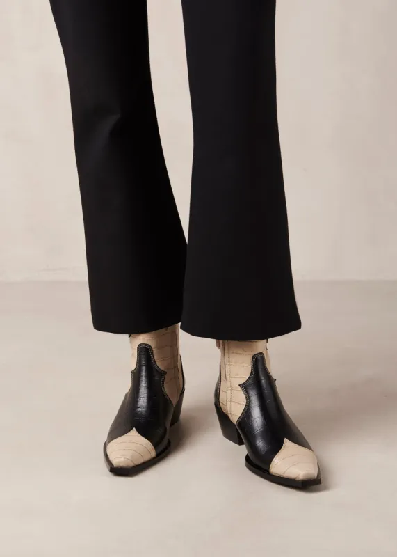 Buffalo Black And White sold by Alohas