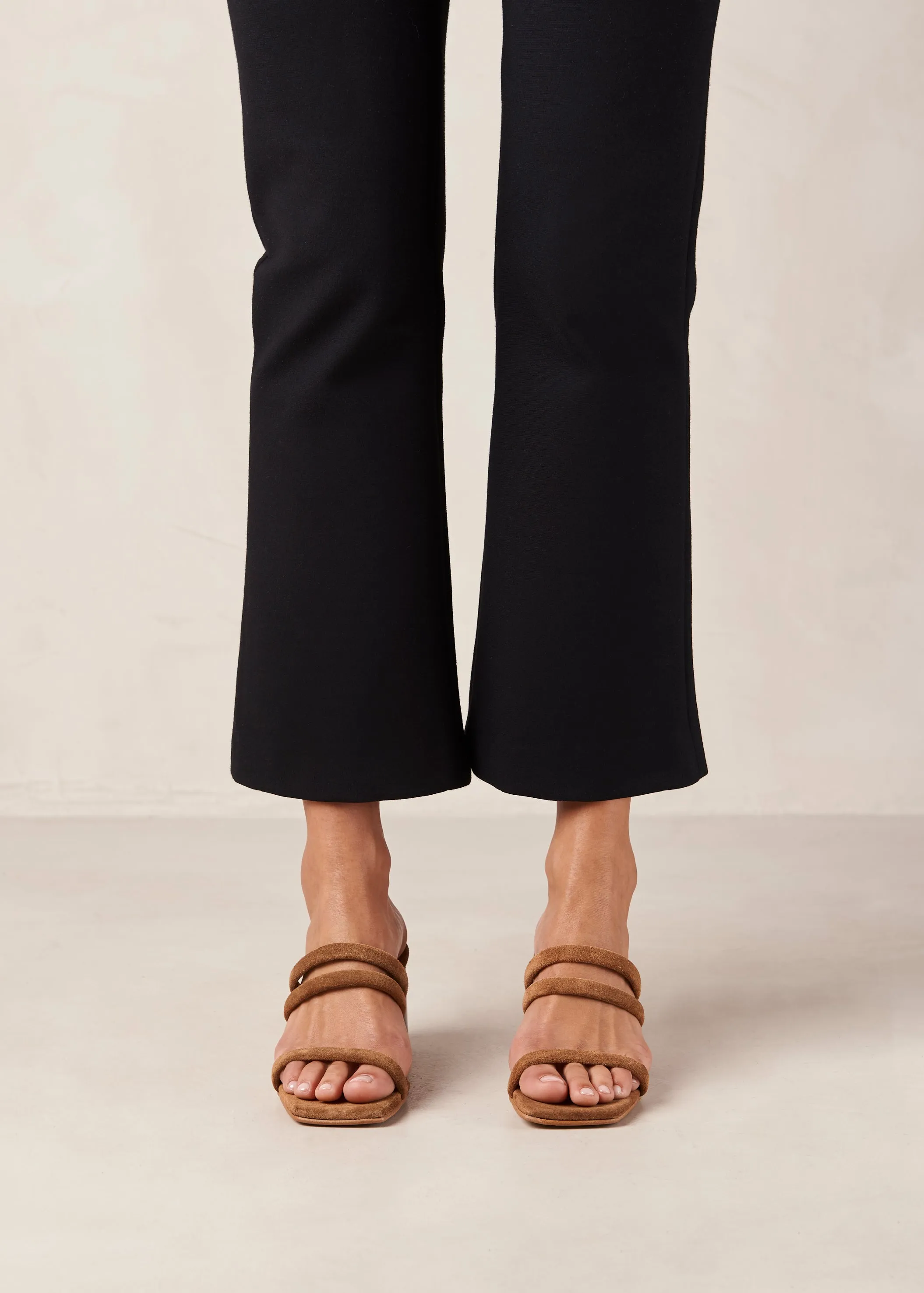 Indiana Brown Leather Sandals sold by Alohas product image thumbnail 4