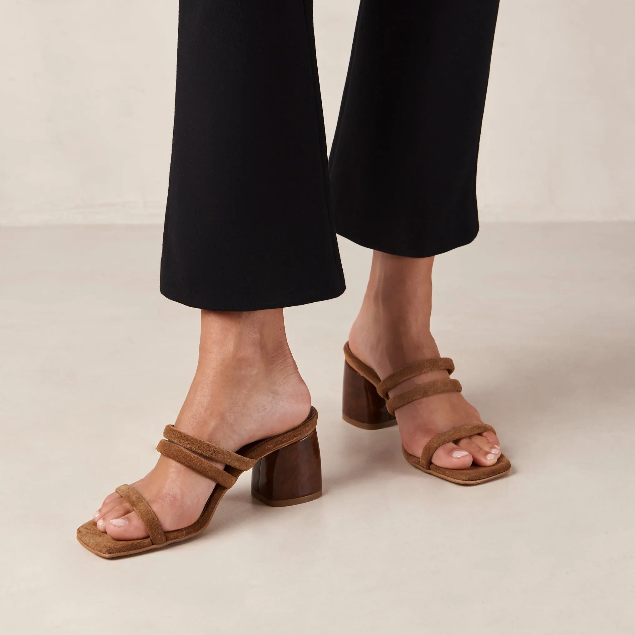 Indiana Brown Leather Sandals sold by Alohas product image thumbnail 2