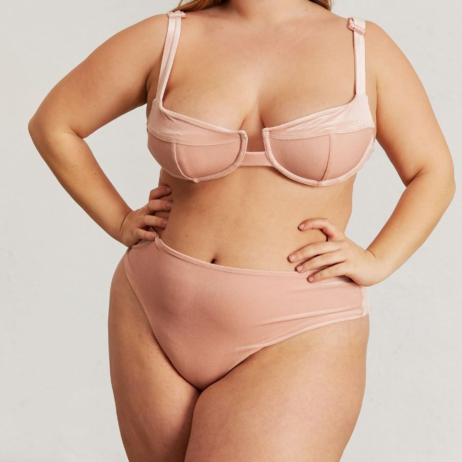 The Pentagon Velvet Pale Pink sold by Alohas product image thumbnail 2