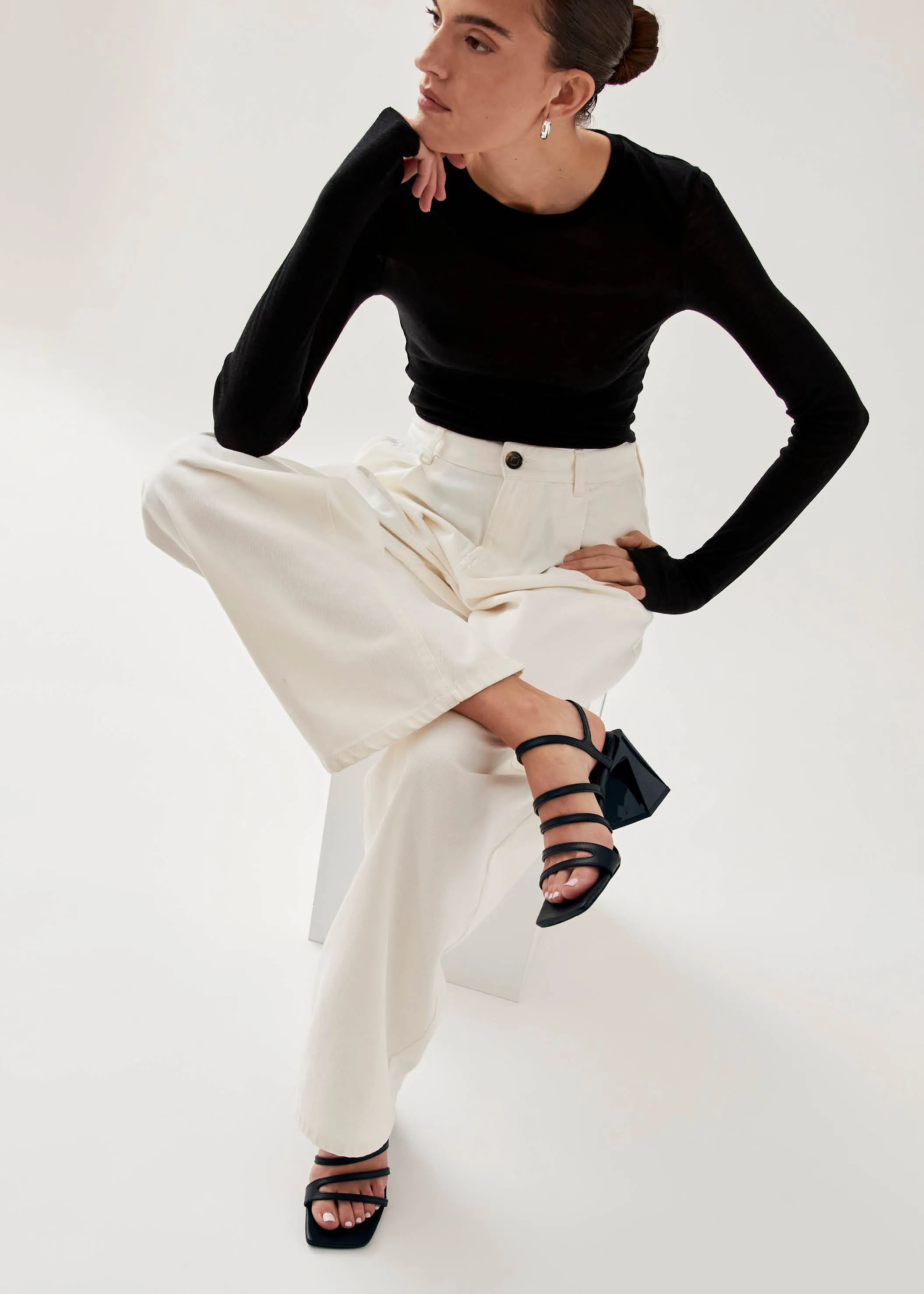 Aubrey Total Black Leather Sandals sold by Alohas product image thumbnail 2