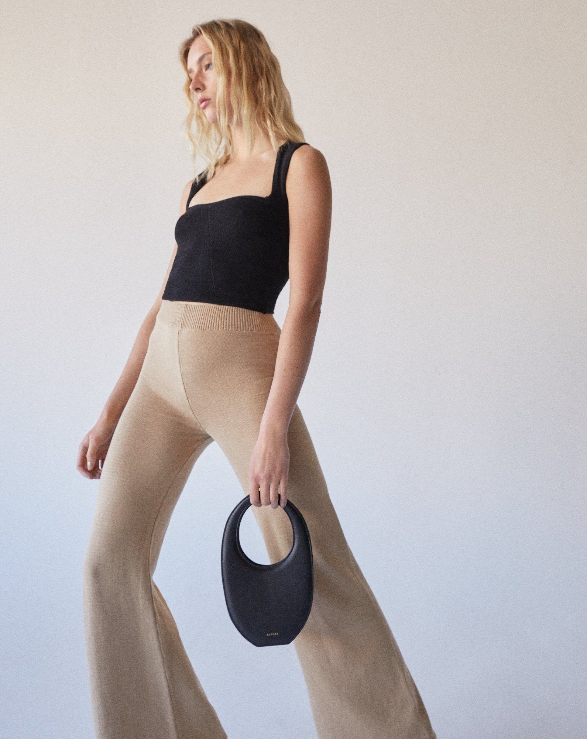 The O Black Bag sold by Alohas product image thumbnail 4