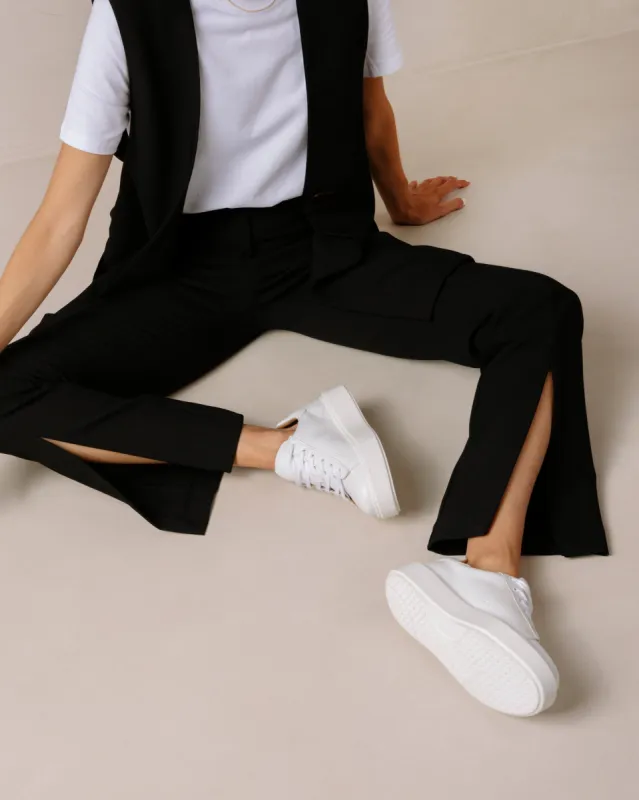 Tb.65 Apple Bright White sold by Alohas