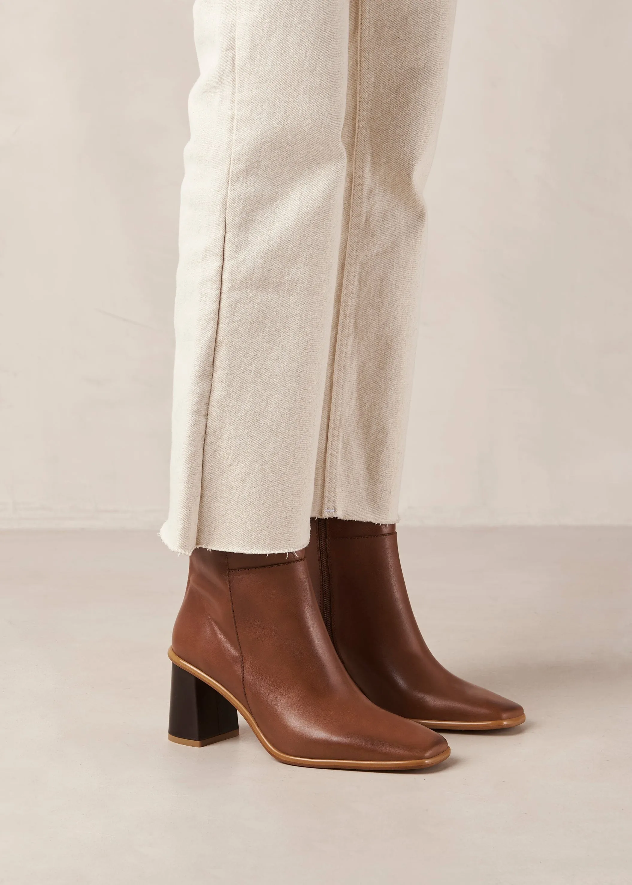 West Camel Leather Ankle Boots sold by Alohas product image thumbnail 2